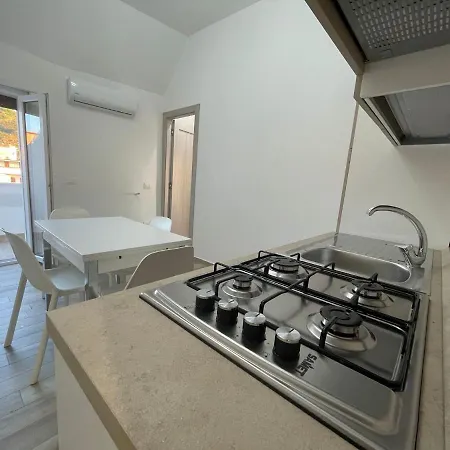 Apartamento A Pochi Passi Dalla Piazza- Vista Mare *